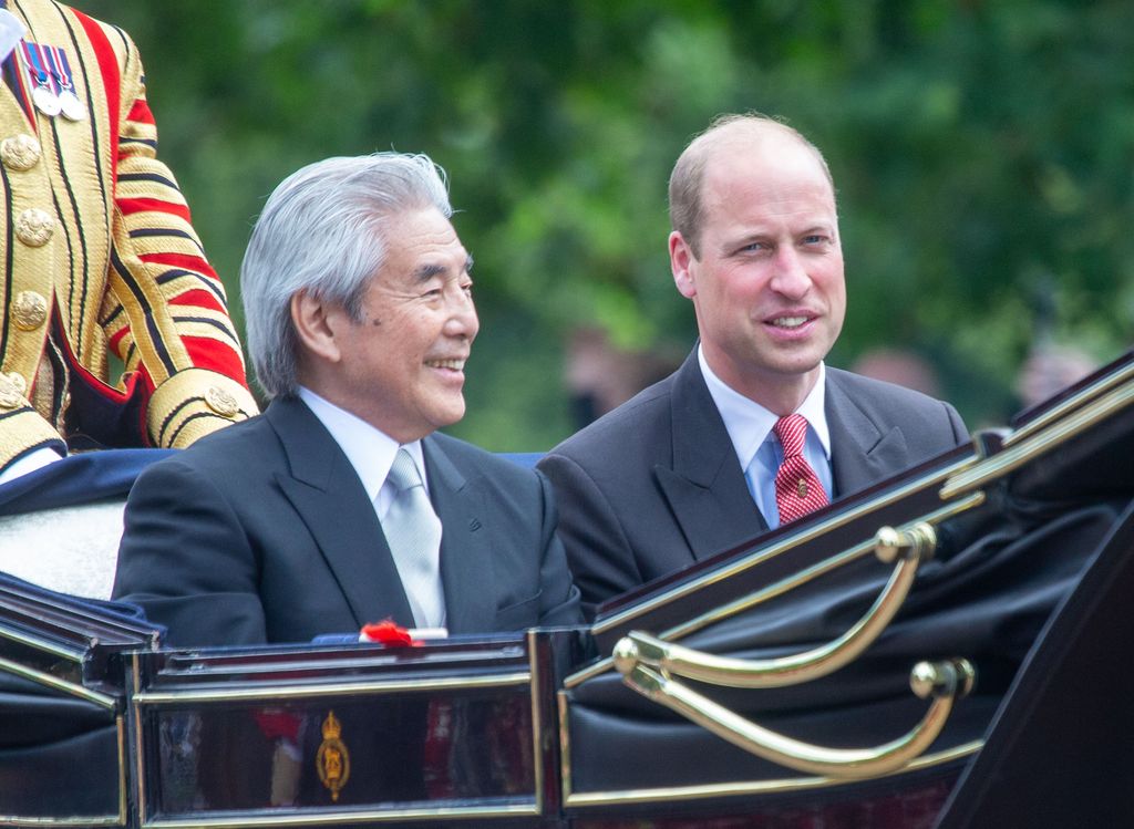 El príncipe Guillermo y el ministro de Asuntos Exteriores de Japón 