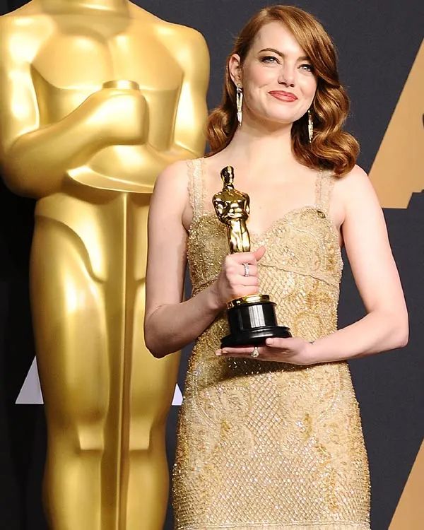 Emma se llevó el Oscar por 'La La Land' en 2016