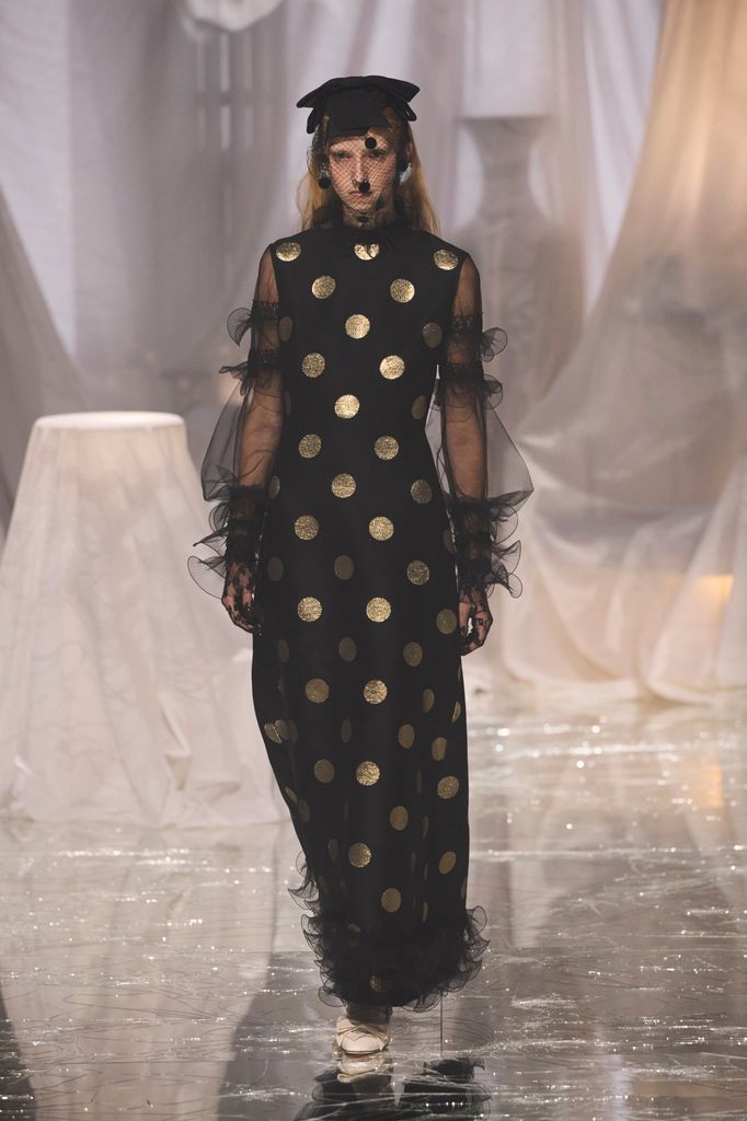 Paris Fashion Week: Valentino Primavera/Verano 2025