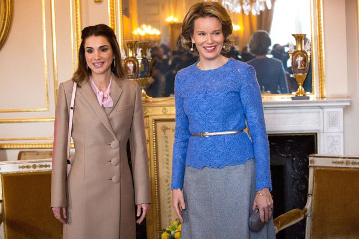 Tras la reunión con el Primer Ministro belga, Rania de Jordania almorzó con Matilde de Bélgica con el fin de preparar la conferencia del próximo 4 de febrero
