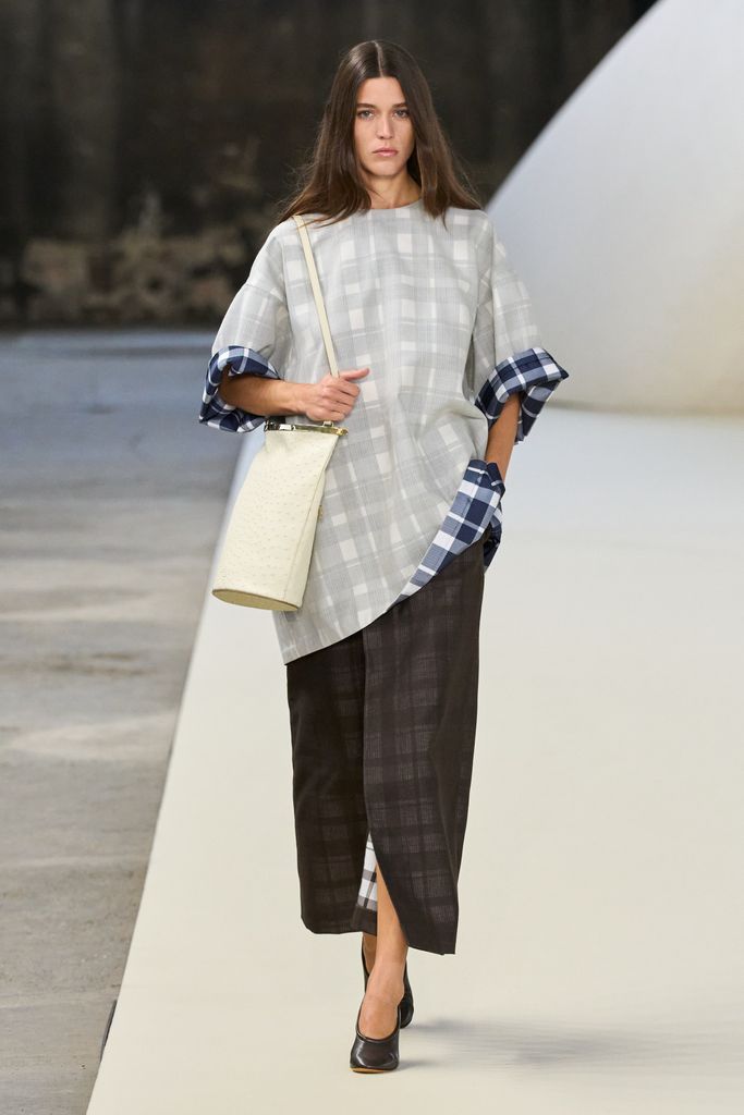 Desfile de Tod's Primavera/Verano 2025 en Milan Fashion Week