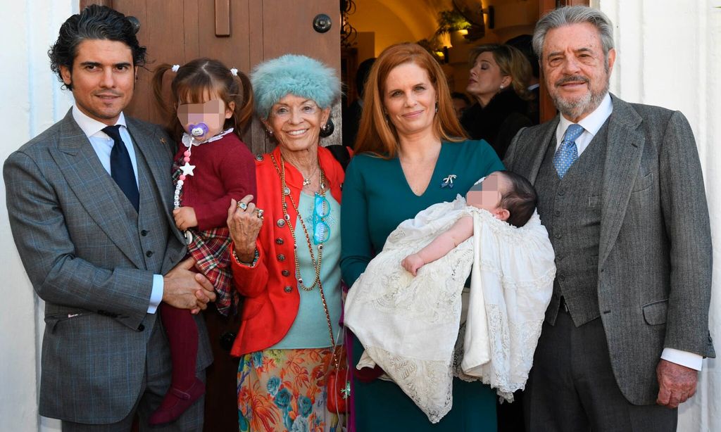 Duque de Sevilla, Julián Porras-Figueroa, Olivia de Borbón y Beatrice von Hardenberg