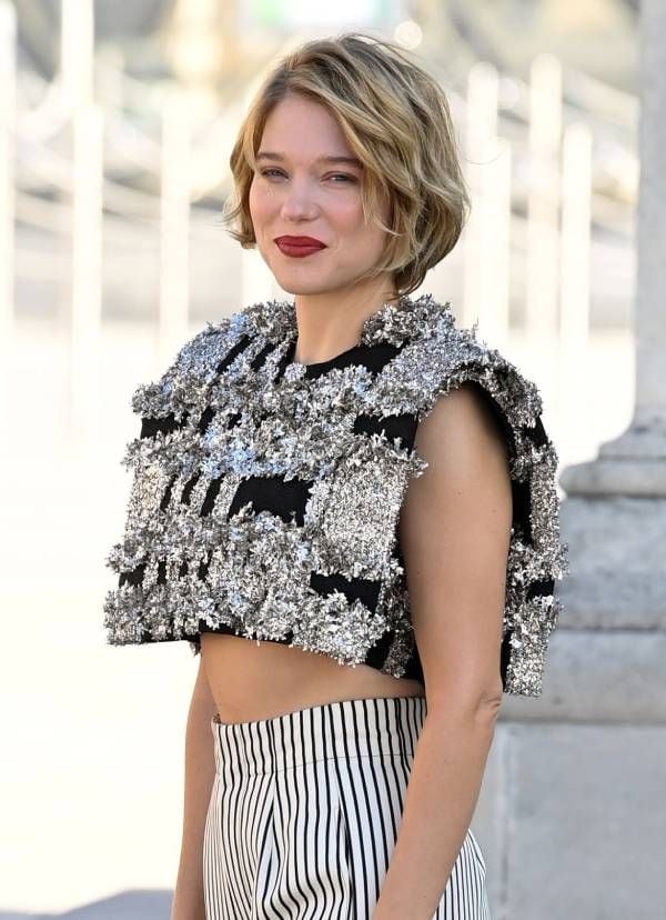 lea seydoux crochet blonde