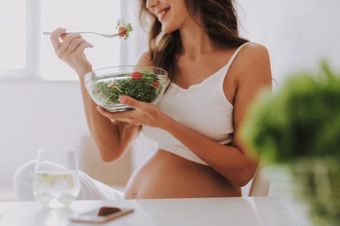 mujer embarazada dieta sana 