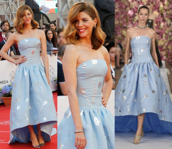 EL 'BABY BLUE'

SE LLEVA: el azul muy clarito, o baby blue, se resiste a abandonar las tendencias de pasarela, y también la red carpet: Oscar de la Renta lo incluía en su coelcción para la primavera-verano 2015 sobre un espectacular diseño de fiesta con falda princesa y hombros al descubierto, con la falda ligeramente más corta y levantada por delante que por detrás, y brocados de tulipanes en plata. Manuela Velasco elegía este diseño para acudir al Festival de Málaga.

© Gtresonline
