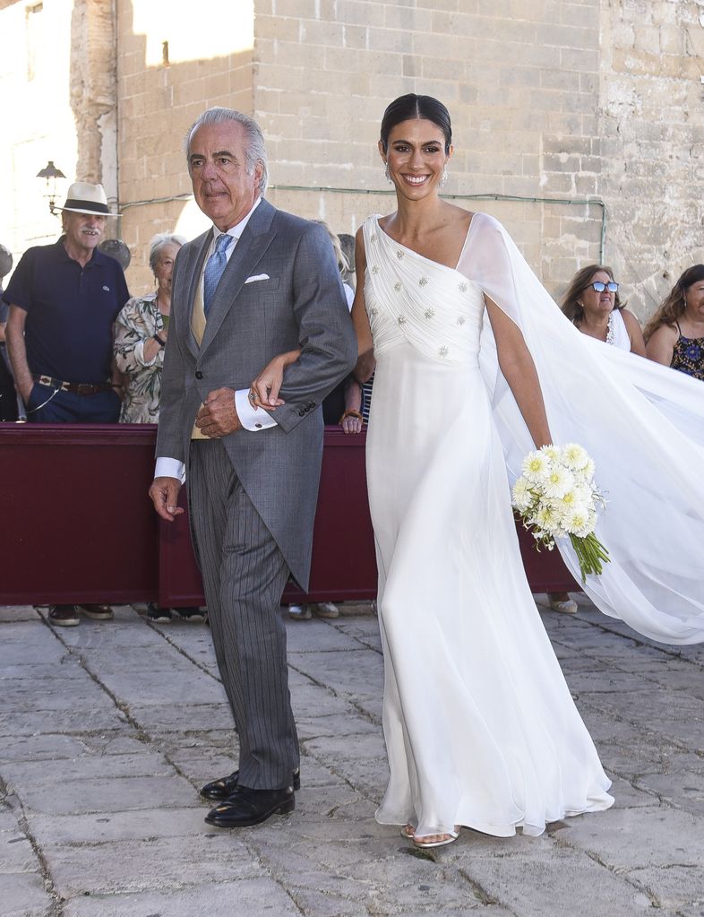 The dream wedding of Ana Cristina Portillo and Santiago Camacho in the Jerez Cathedral