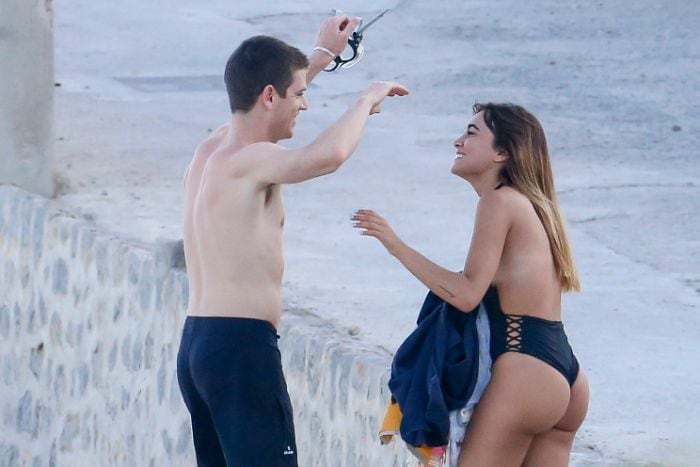 Aitana y Miguel Bernardeau durante sus vacaciones en Ibiza