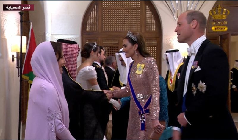 Los príncipes de Gales en la recepción tras la bodade Hussein de Jordania y Rajwa Alseif 