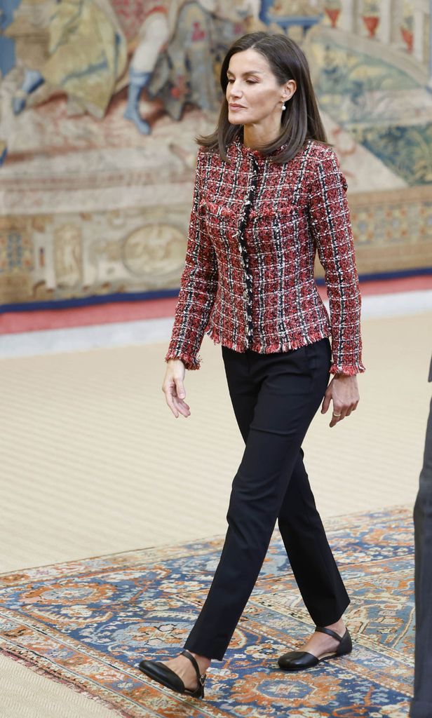 Reina Letizia look