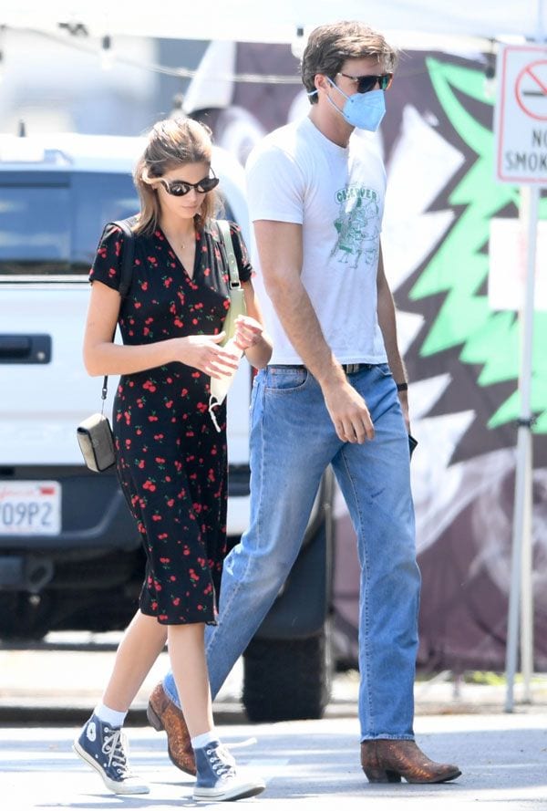 Kaia Gerber y Jacob Elordi dan un paseo por California