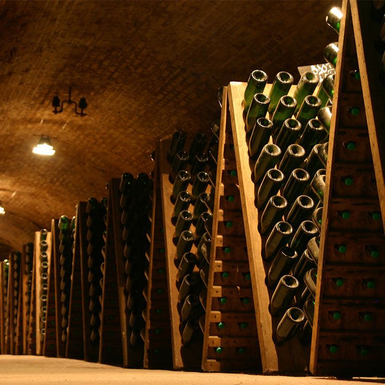 Guía definitiva para diferenciar cava y champán