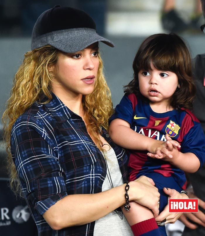 Shakira y Milan guardan un parecido físico. Los enormes ojos oscuros, el pelo también muy negro y la forma de corazón de la carita de Milan son sin duda la herencia materna
