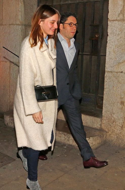  María Valverde y Gustavo Dudamel durante un paseo nocturno en Barcelona