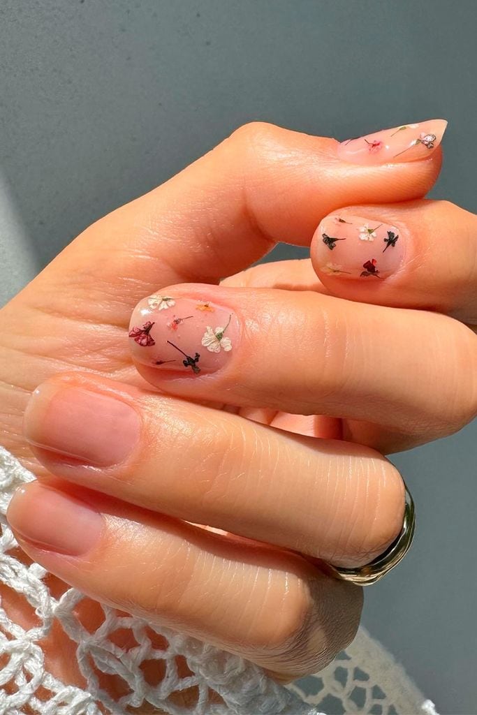 manicura floral