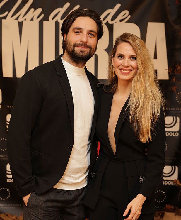 Vanesa Romero junto a su pareja el productor musical Emilio Esteban
