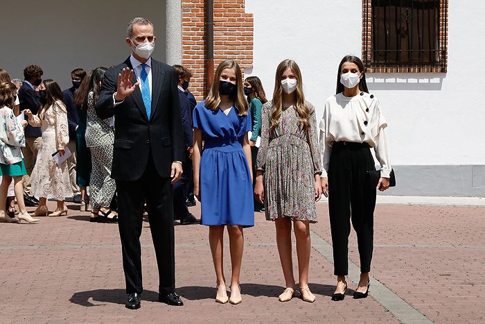 Felipe VI recibe la vacuna contra el coronavirus