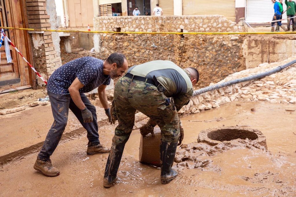 Participación de la Guardia Real y del Servicio de Seguridad de la Casa en las tareas en Valencia