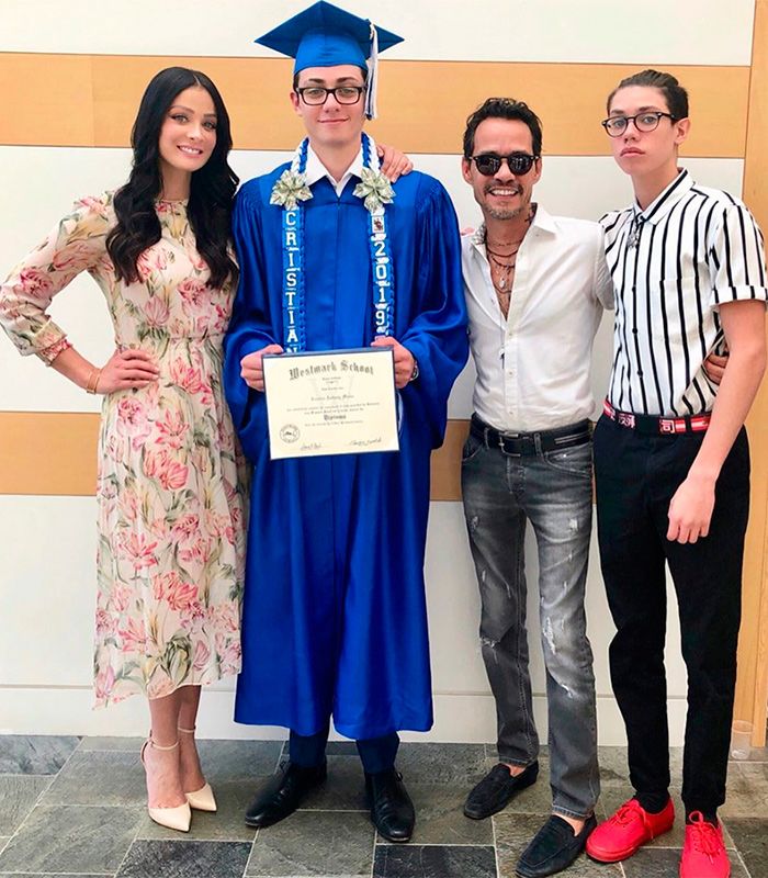 Dayanara Torres y Marc Anthony con sus hijos