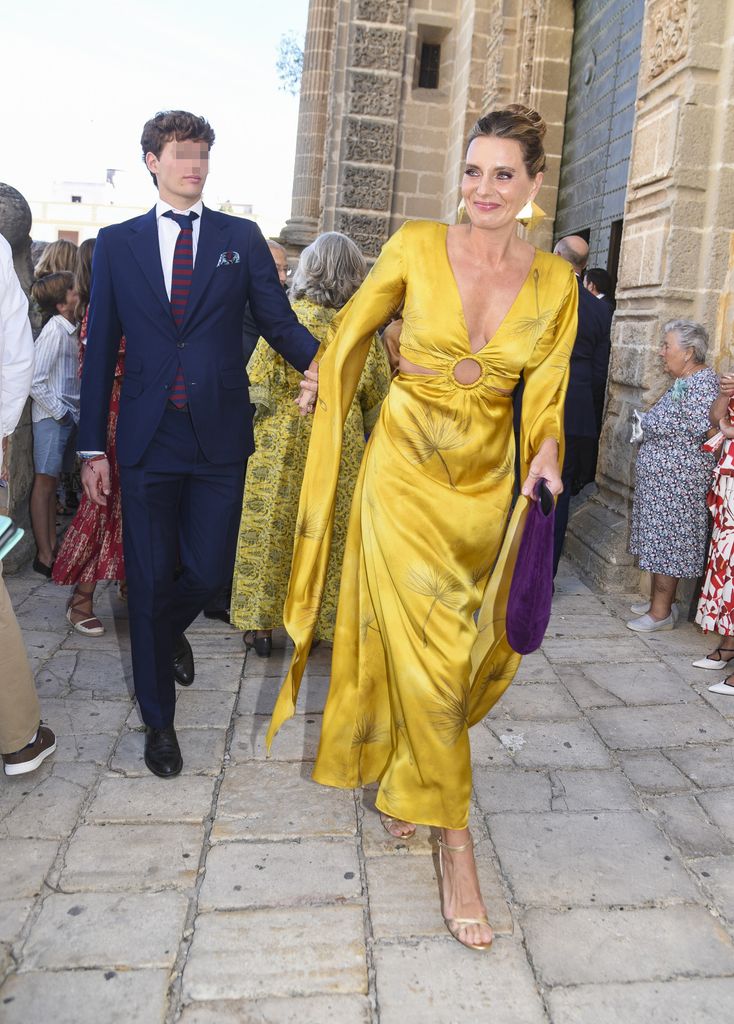 Alejandra Osborne junto a su hijo mayor, Joaquín, de 17 años 