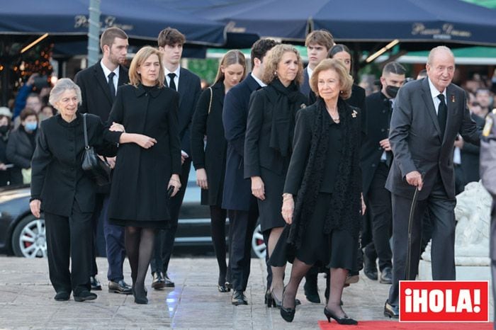 La princesa Leonor y la infanta Sofía, las únicas ausentes en el funeral