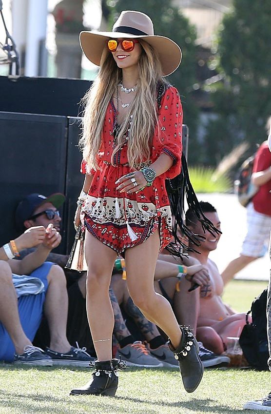 vanessa_hudgens_coachella_1