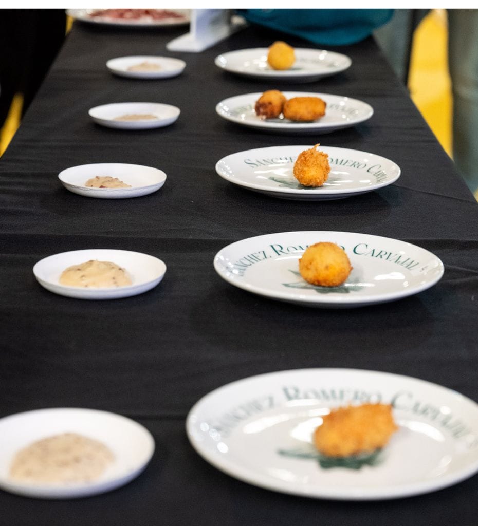 Algunas de las croquetas partipantes en el concurso.