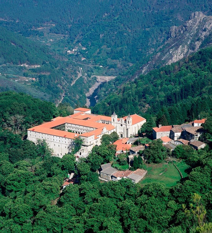 PARADOR-DE-SANTO-ESTEVO-panoramica