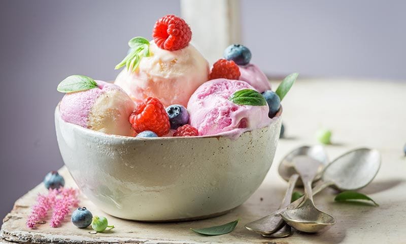 helado frutos rojos