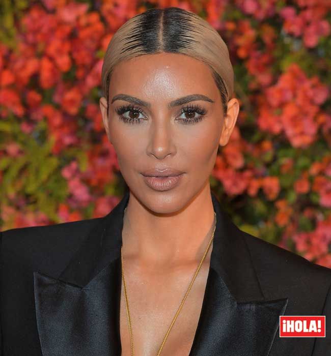 Kim Kardashian color de pelo