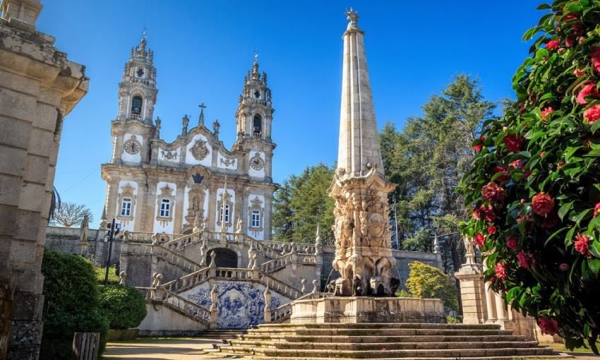 santuario de nuestra senora de los remedios en lamego portugal