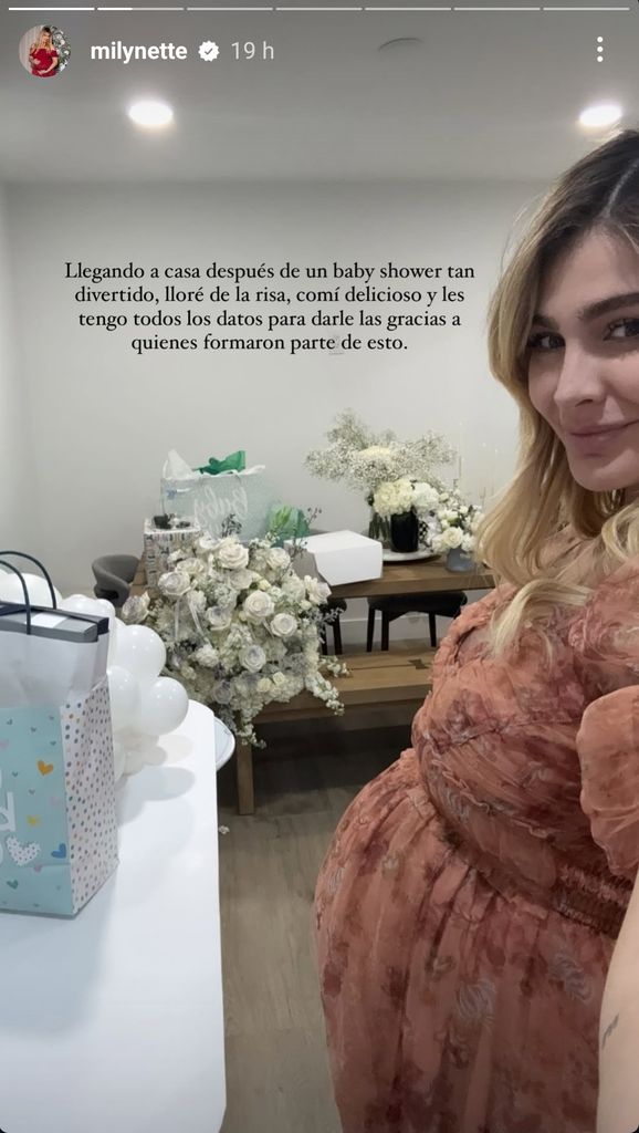  Migbelis Castallenos celebra otro baby shower y revela el nombre de su bebé