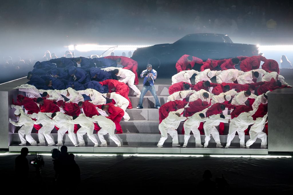 Kendrick Lamar en el Apple Music Super Bowl LIX Halftime Show
