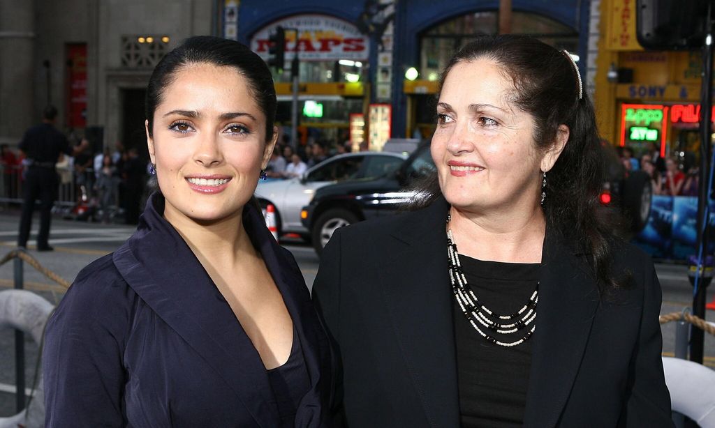 salma hayek y su madre diana jim nez medina