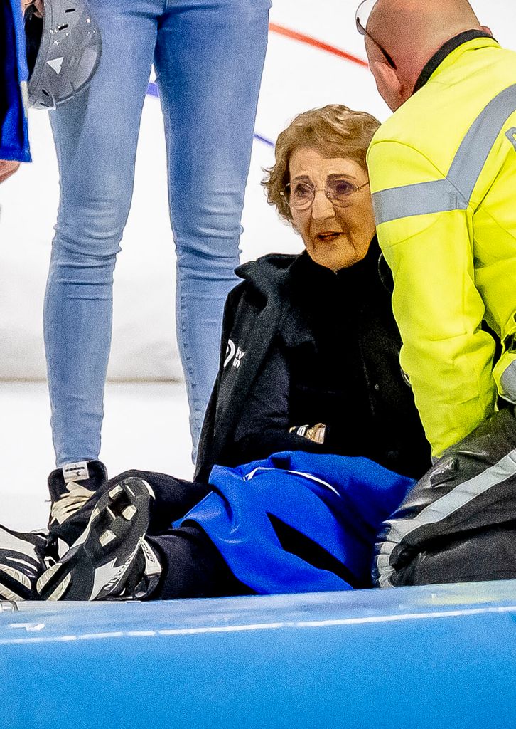 La princesa Margarita de los Países Bajos ha sufrido una caída mientras patinaba sobre hielo en Heerenveen, Países Bajos