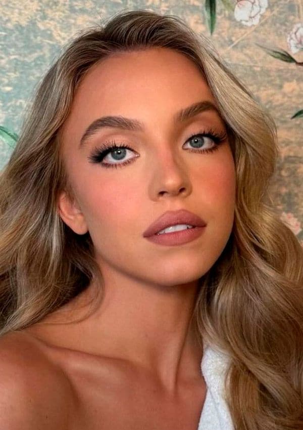 maquillaje sydney sweeney