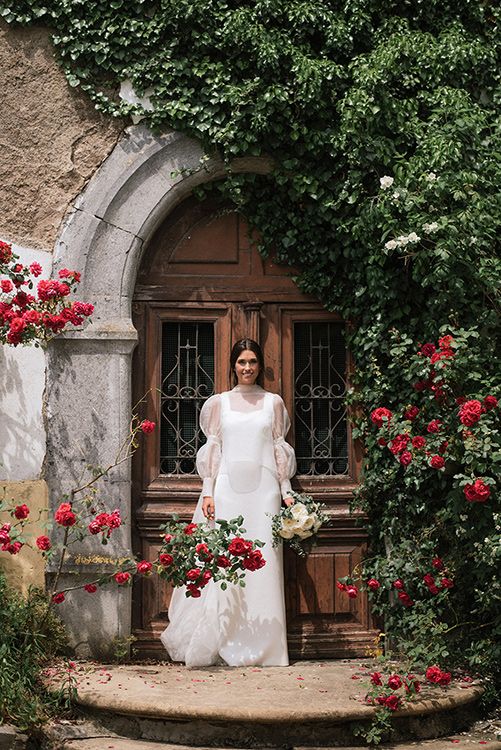 Vestido de novia con mangas abullonadas 