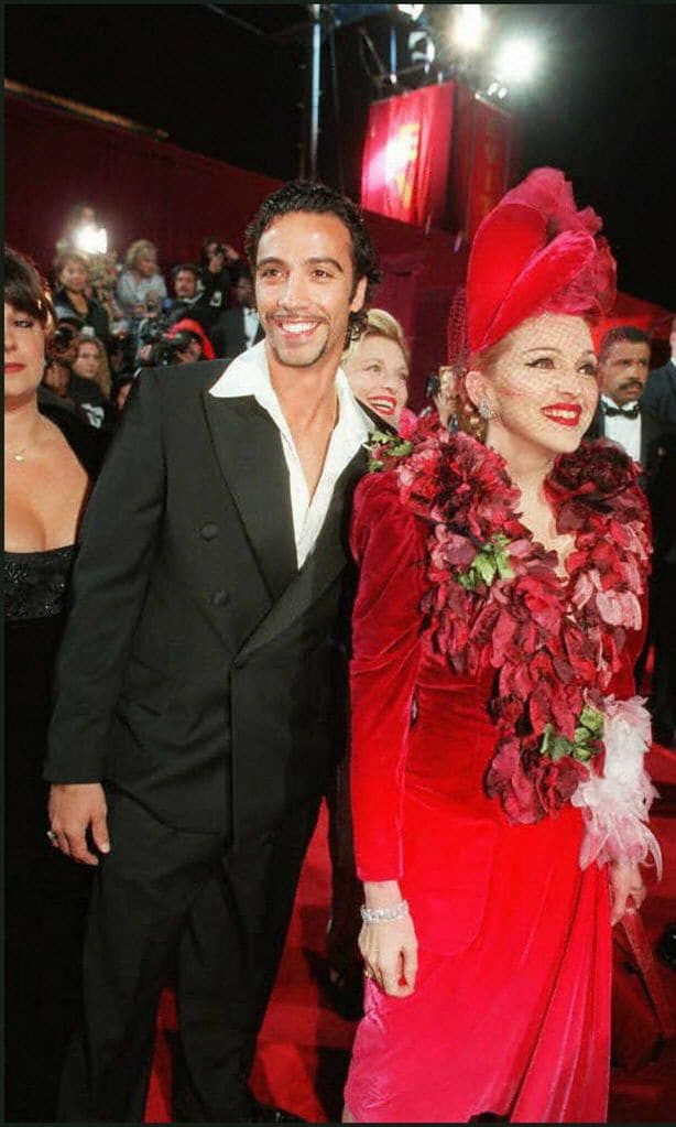 madonna y carlos leon