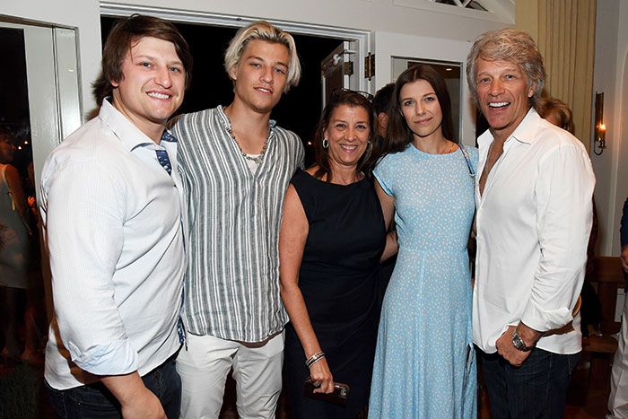 Bon Jovi con su mujer y sus hijos