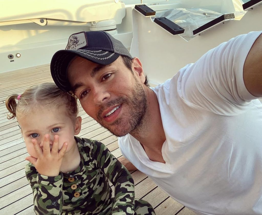 Mary, la hija menor de Anna Kournikova y Enrique Iglesias