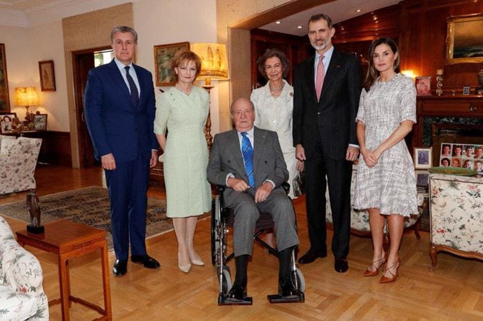 Los reyes don Felipe, doña Letizia, don Juan Carlos, doña Sofía y Margarita y Radu de Rumanía