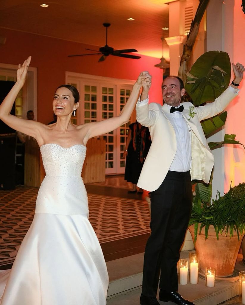 La boda de Mónica de Tomás y Laurent De Greef