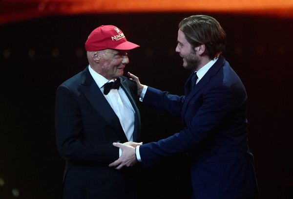 El tres veces campeón del mundo de Fórmula 1 Niki Lauda, actualmente Presidente no ejecutivo del equipo Mercedes AMG Petronas, recibió el galardón Laureus Lifetime Achievement Award
