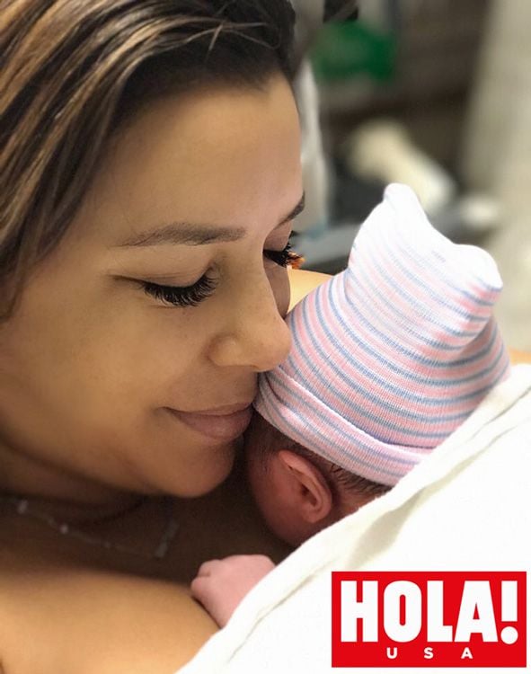 La imagen más natural de Eva Longoria acompañada de su 'ángel'