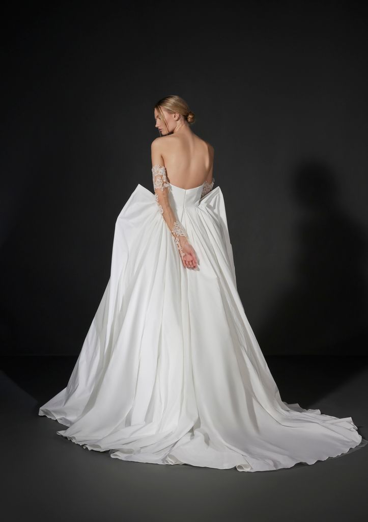 Pronovias x Vera Wang