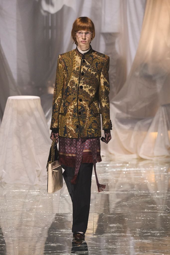 Paris Fashion Week: Valentino Primavera/Verano 2025