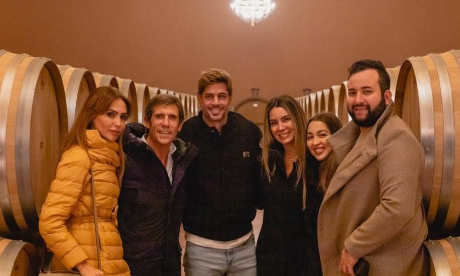 William Levy y Elizabeth Gutiérrez en Bodegas Emilio Moro