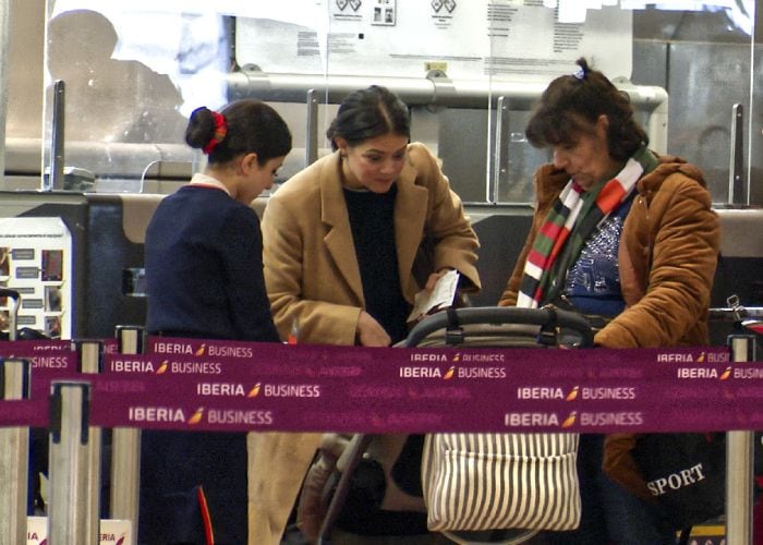 Álvaro Falcó e Isabelle Junot con su hija y Philippe Junot 