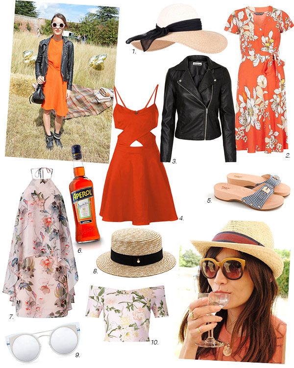 Ella Catliff en el picnic organizado por Mulberry para Cara Delevingne en Oxford, con capas de verano incluido un vestido en naranja butano, sunnies y cazadora motera.
