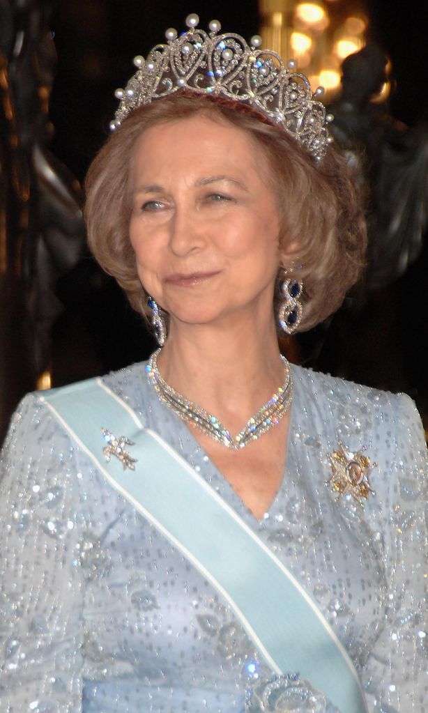 Reina Sofía pendientes zafiro
