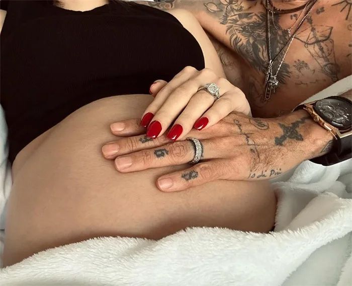 Marc Anthony y Nadia Ferreira presentan a su primer hijo en común con esta bonita imagen